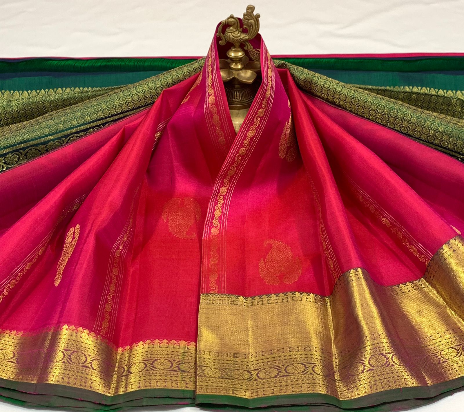 Kanchipuram sarees | latest Designer kanjeevaram saree online from weavers  | TPKCH00339